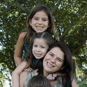 Meet your Posher, Sonaly