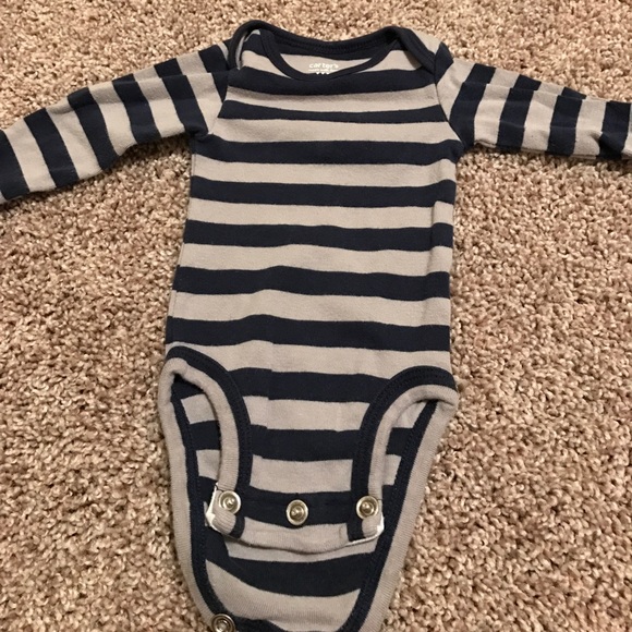 2 Carter's outfit - Picture 4 of 6