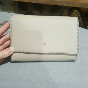 Lovely Kate Spade Crossbody bag