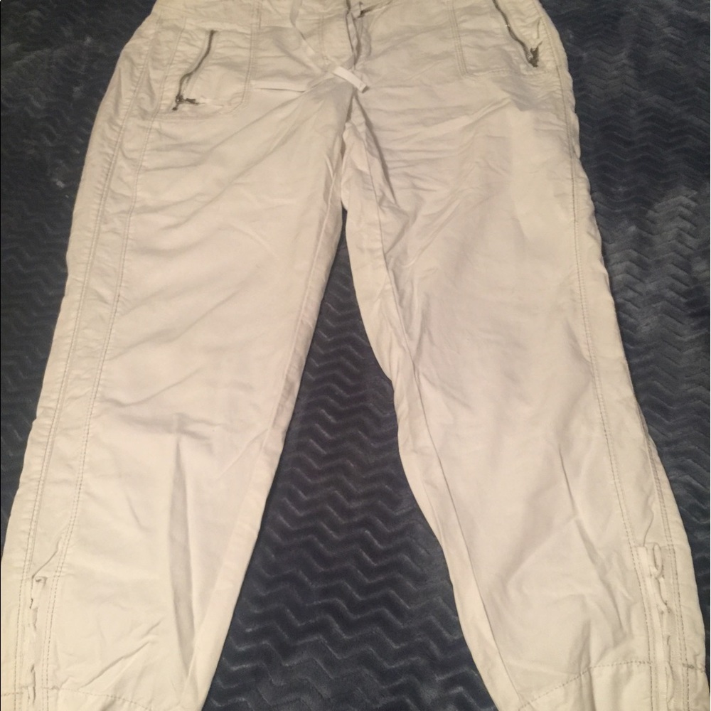 White House Black Market Cropped Pants