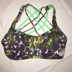 Lululemon size 2 Free to be Wild sports bra.