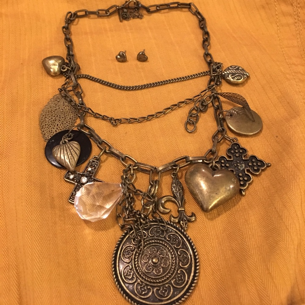 Rustic gold charm necklace 💛