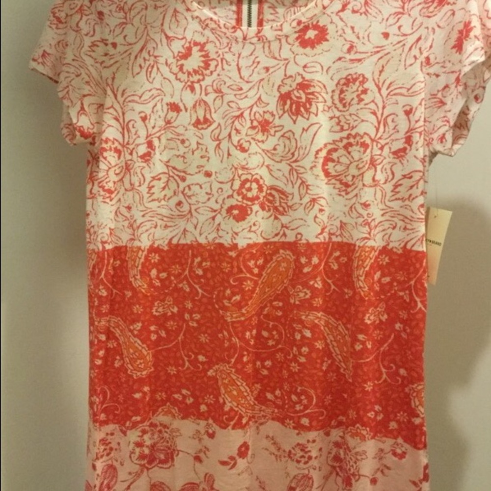 NWT Lucky brand short sleeve v-neck size small