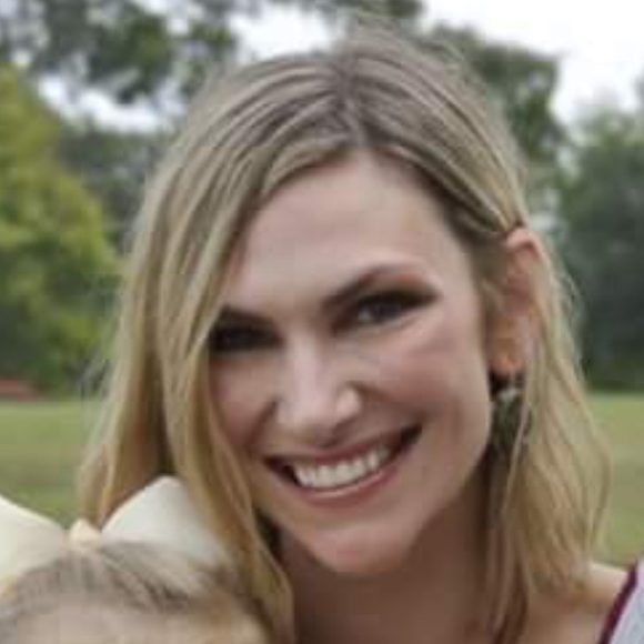 Meet your Posher, Kaci - Picture 1 of 1