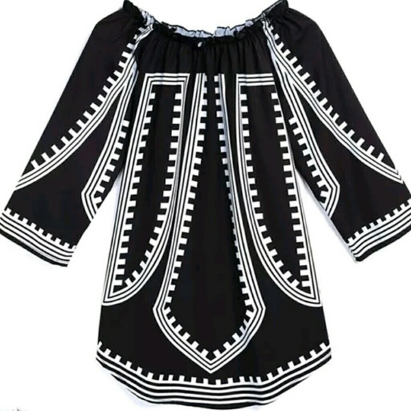 🔥🚨LAST 1🚨Off The Shoulders DRESS - Picture 4 of 4