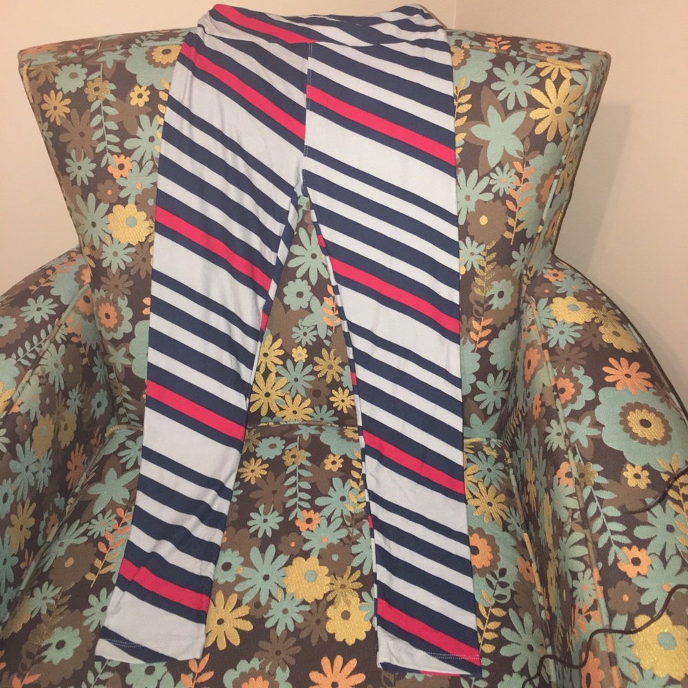 Brand New OS Lularoe leggings!