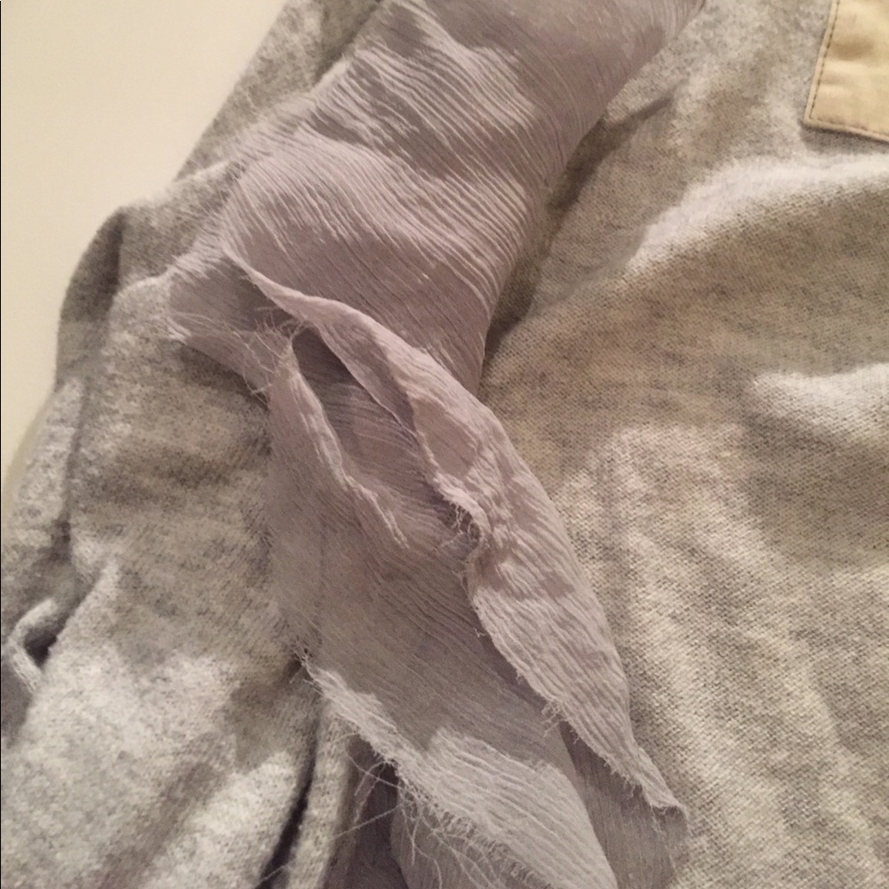 Hollister Ruffle Cardigan - Picture 4 of 4