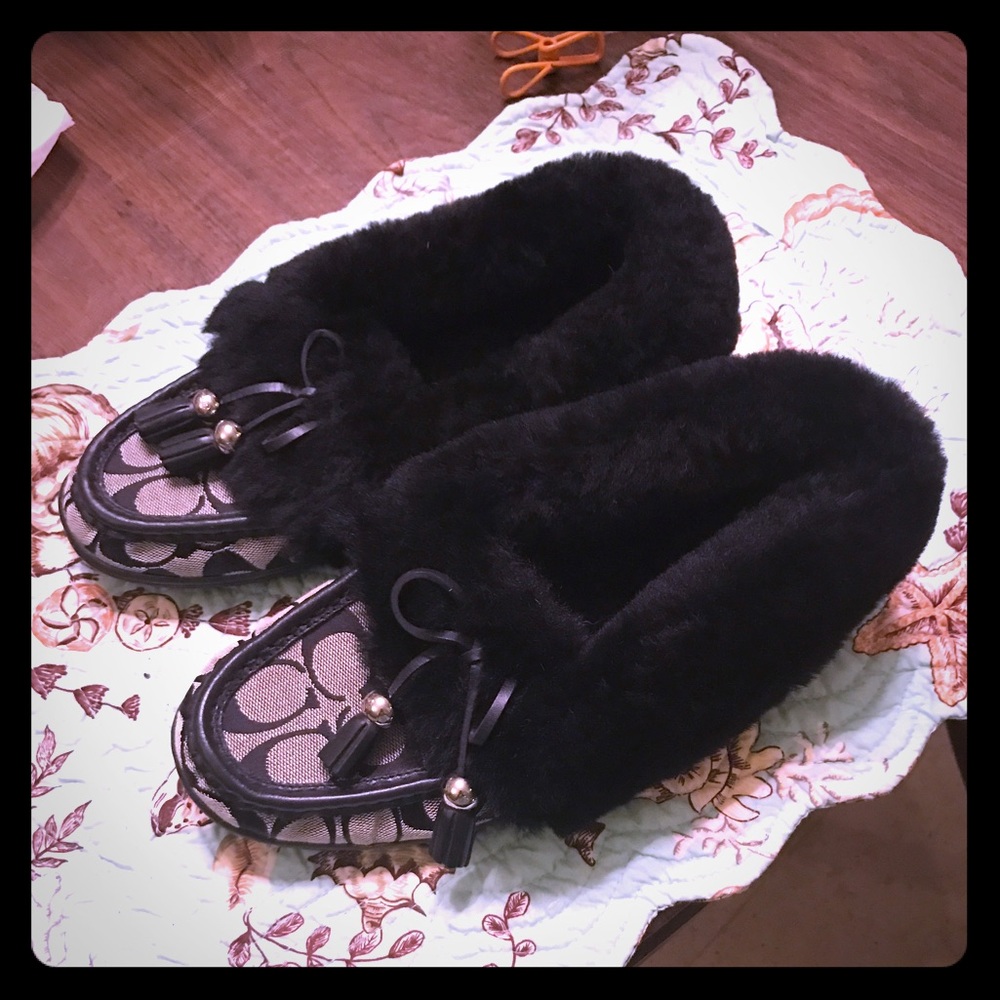 😎Authentic Coach flats/slippers