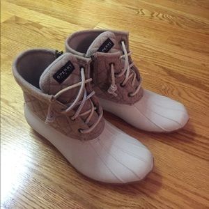 Womens sperry duck boot size 8