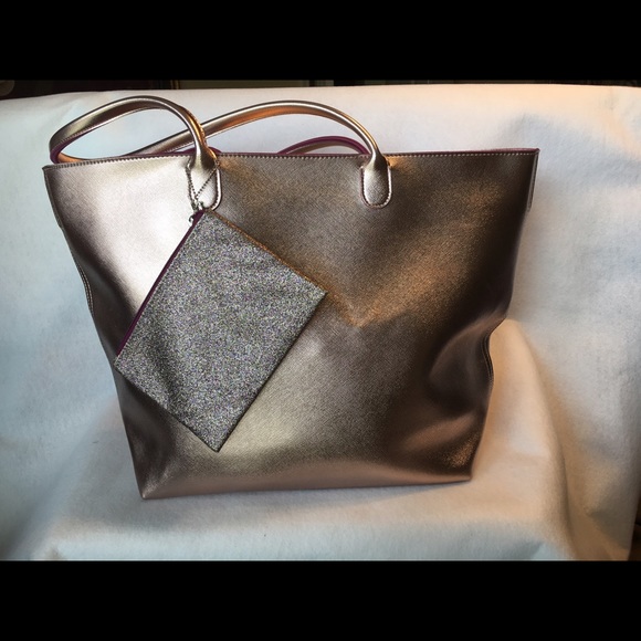 Bath and Body Works Handbags - Bath and Body Works Tote Bag