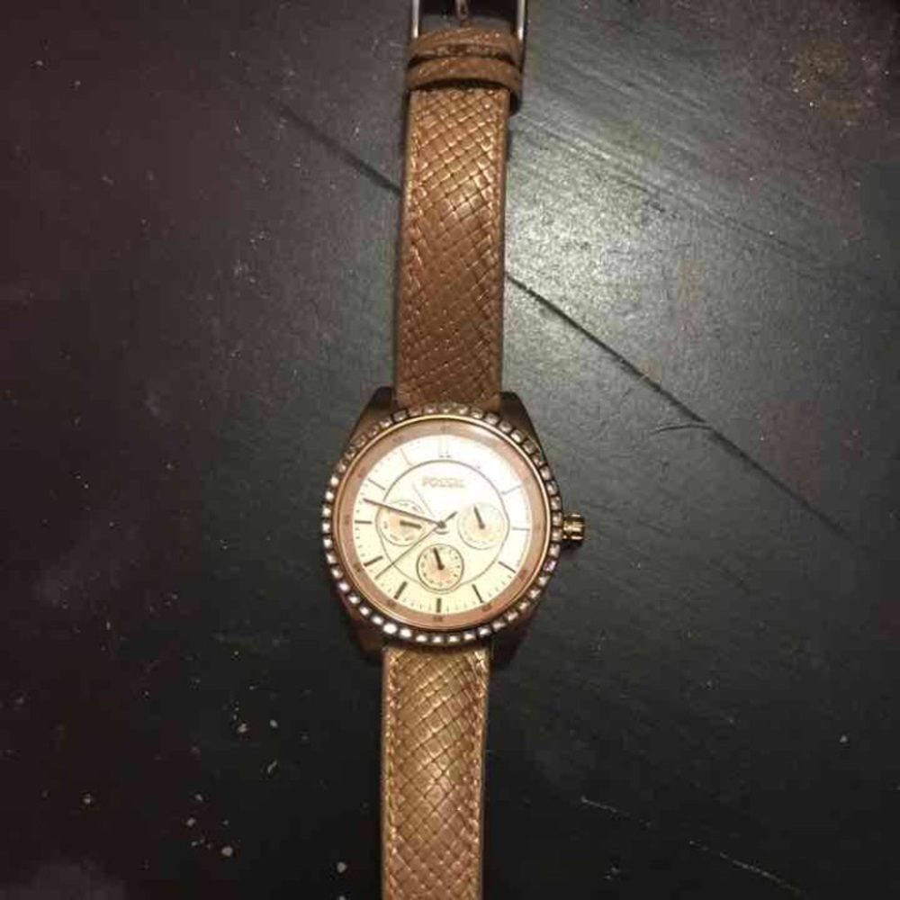 Rose Gold/Tan Fossil Watch