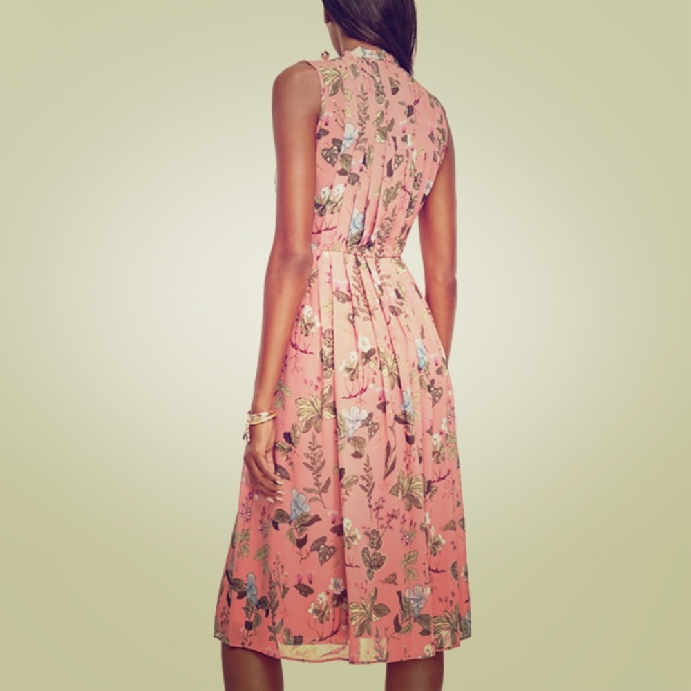 Spring midi pleated flower dress. Floral Gucci