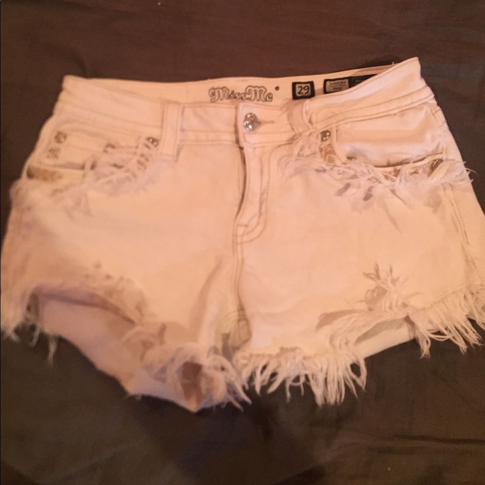 MISS ME shorts