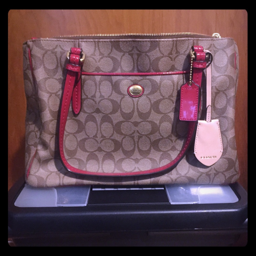 NWOT Leather tan/red accented Coach bag