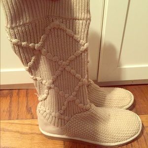 Cream Uggs Sweater Boots