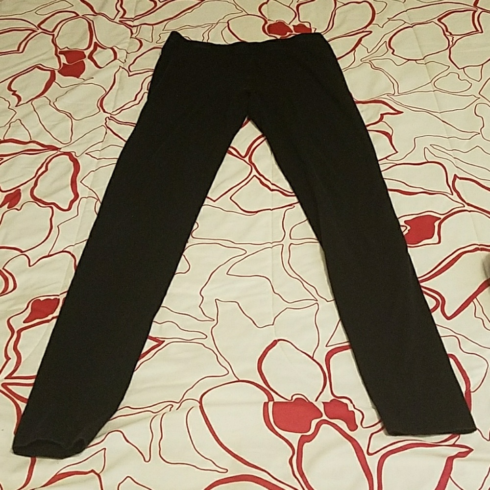 Black leggings