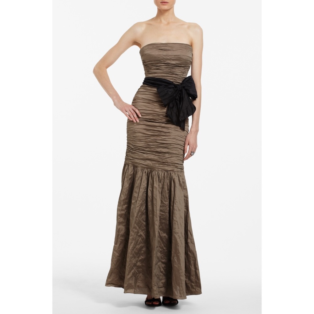 Bcbg taffeta gown medium super cute $700