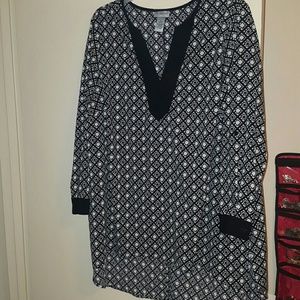 Catherine's 22/24 hi-lo tunic