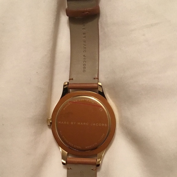 Marc by Marc Jacobs Women's watch 100% authentic. - Picture 4 of 5