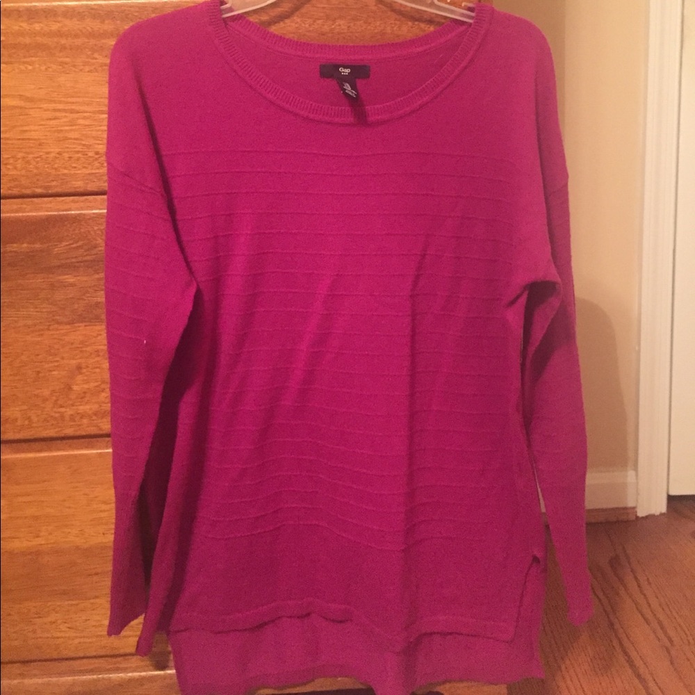 Gap lightweight sweater Sz medium