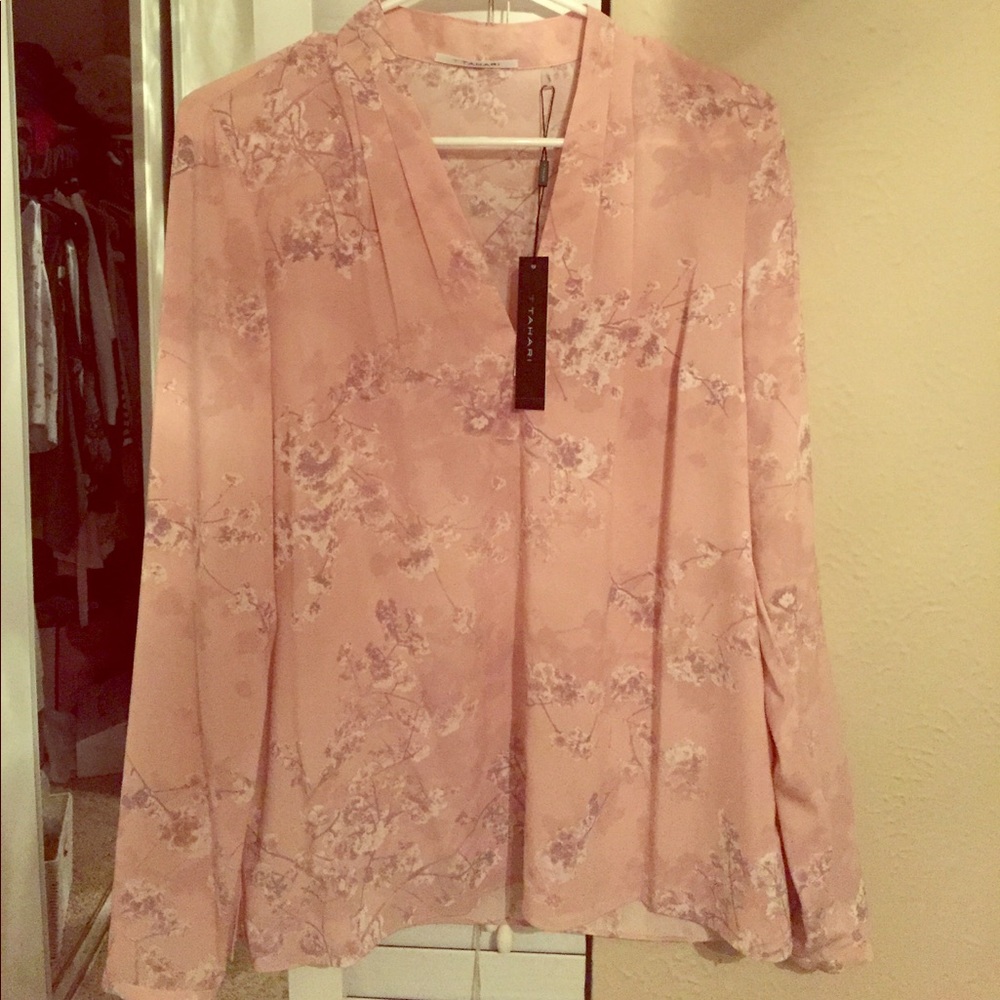 TAHARI Ariane spring light floral blouse