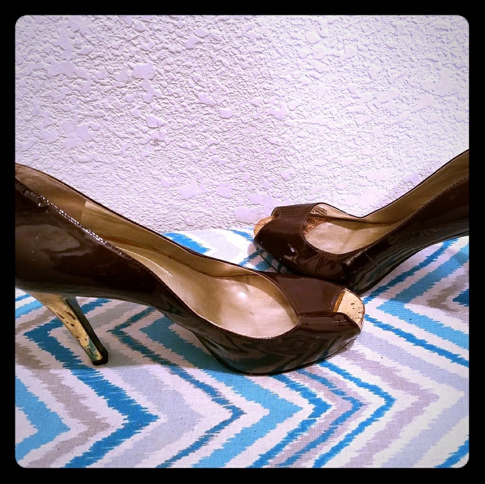 Brown 'Guess ' and Gold heels