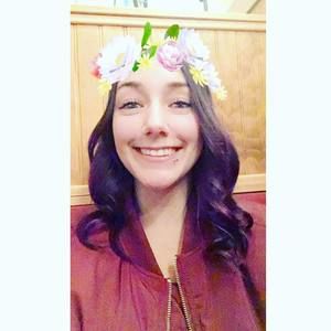 Meet your Posher, Alexis