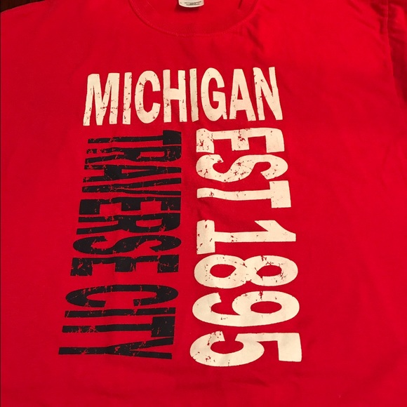 Michigan Tee men s Large.Firm Price - Picture 2 of 4