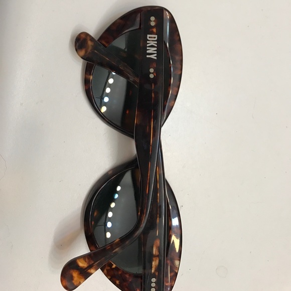 Donna Karan sunglasses main image 4