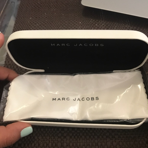 ❌SOLD❌ Marc by Marc Jacobs Frames - Picture 6 of 7