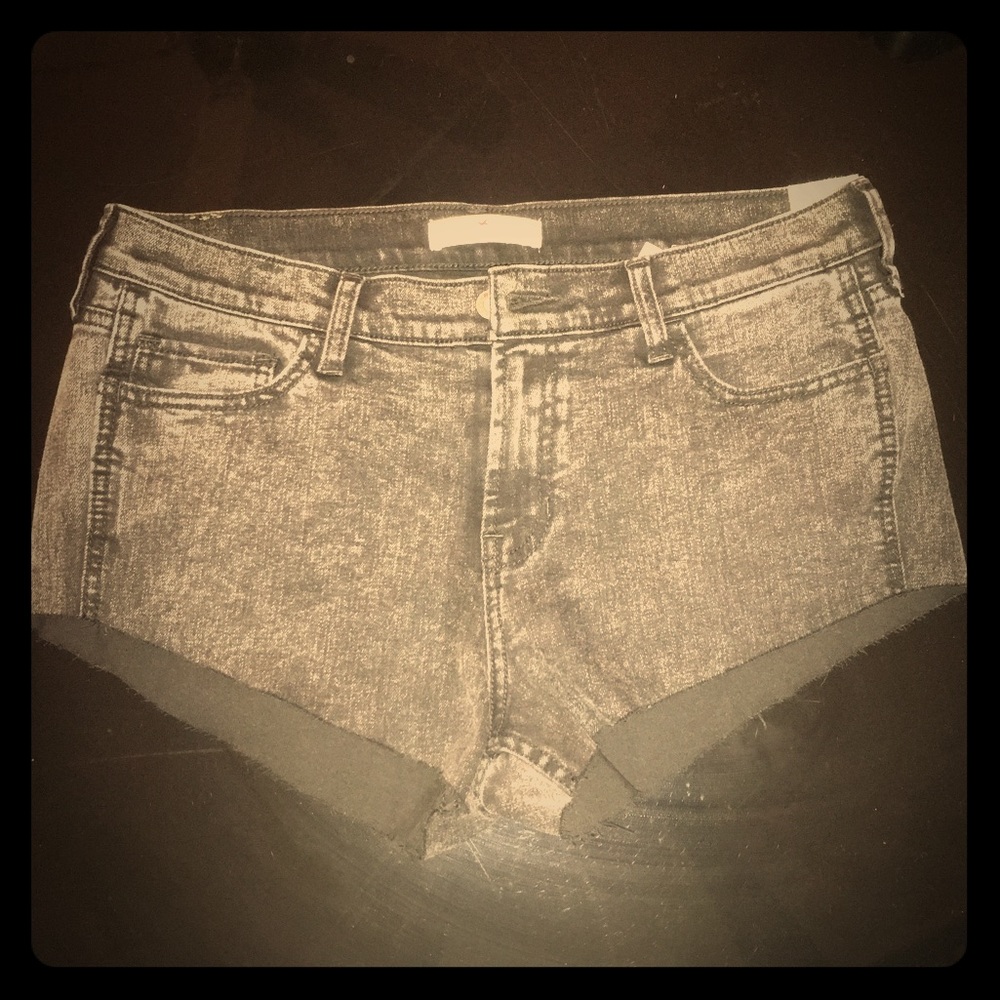 Hollister short shorts!!!