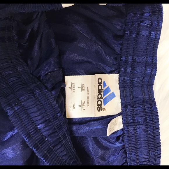 Adidas Original Shorts - Picture 4 of 4