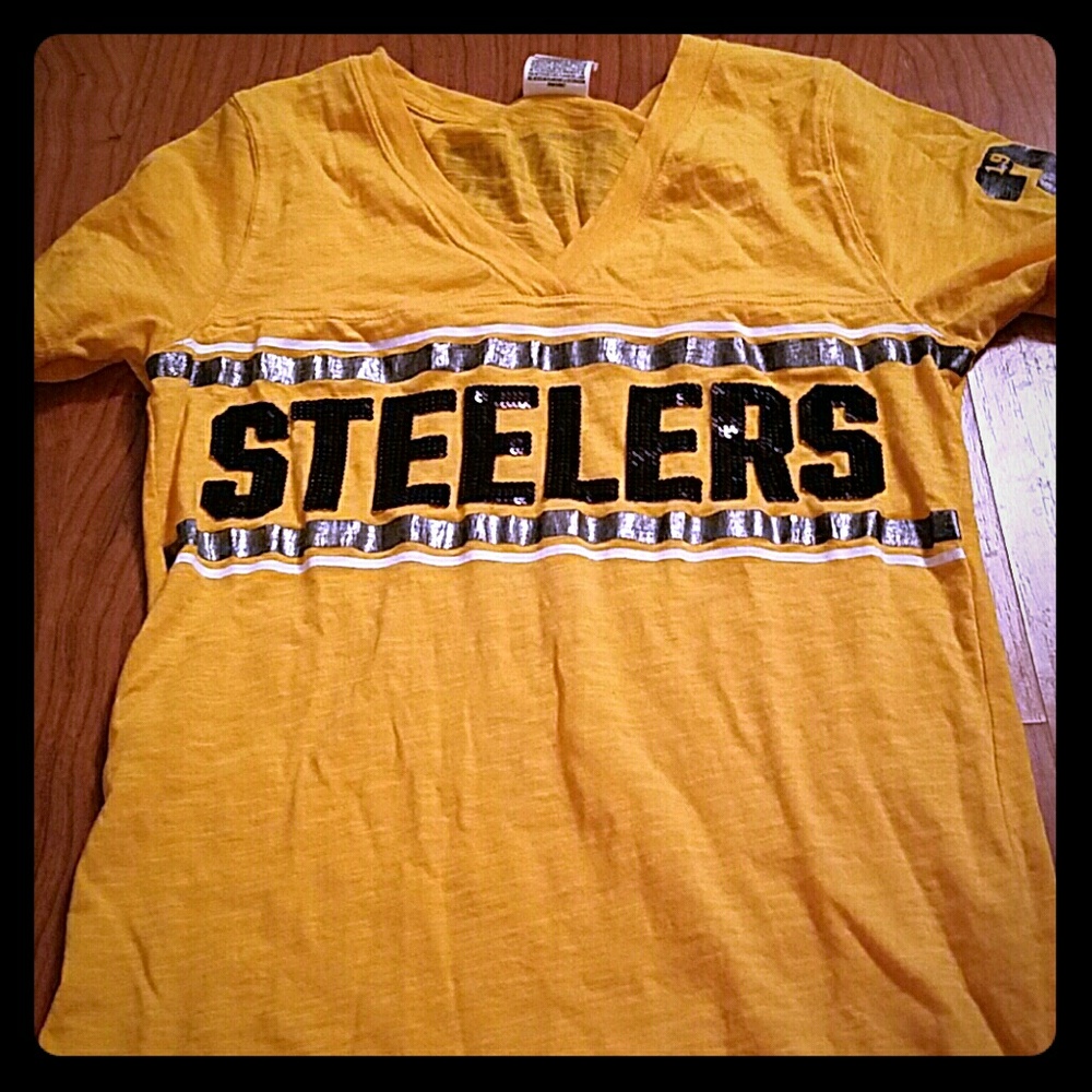 Vs pink steeler tee