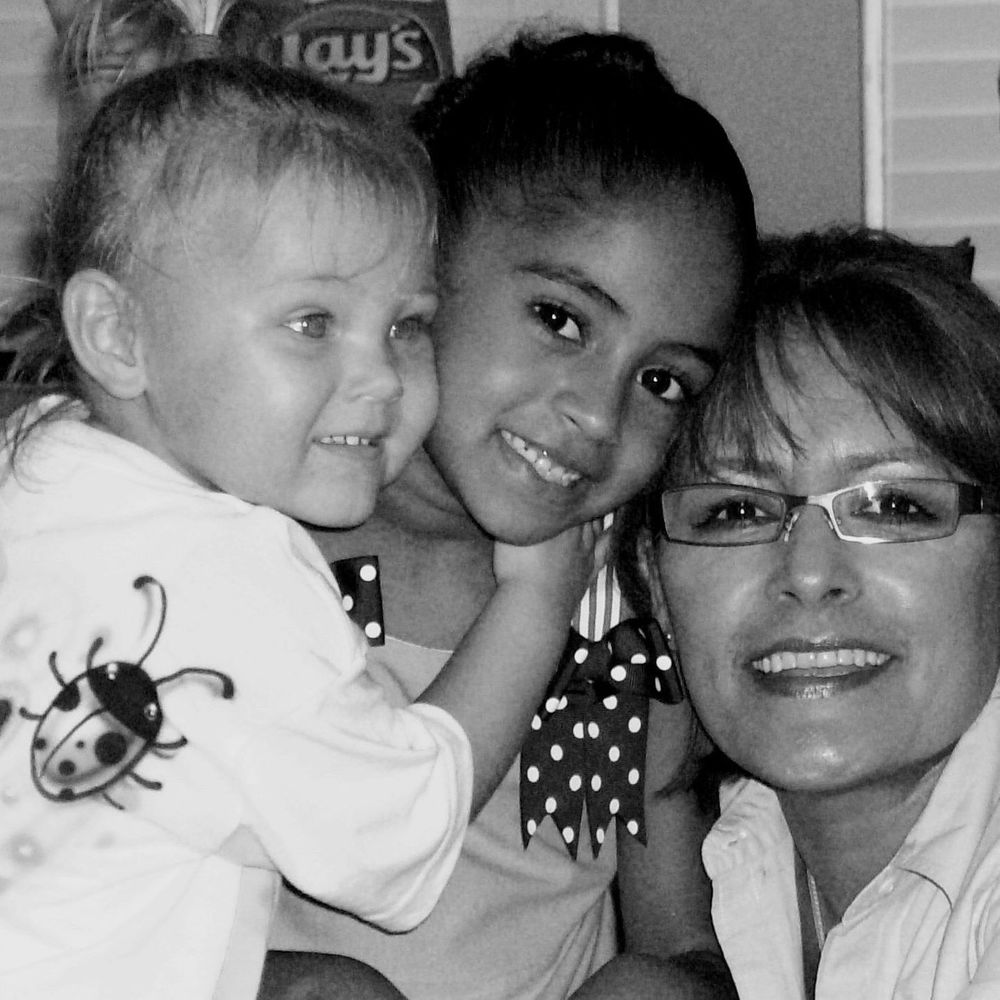 Meet your Posher, Elvia