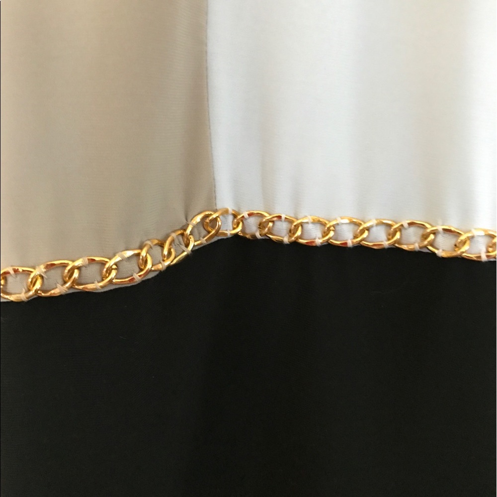 Dress - Picture 3 of 5