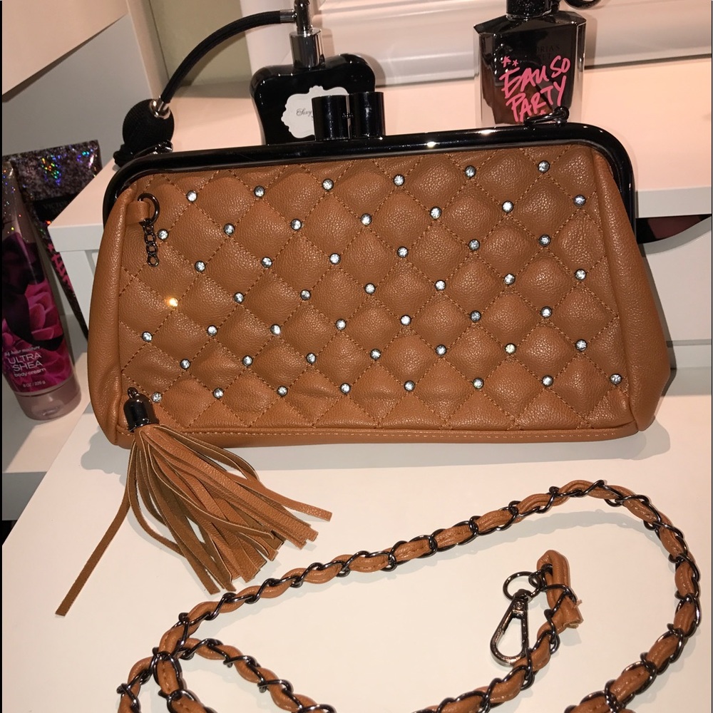 Brown clutch purse