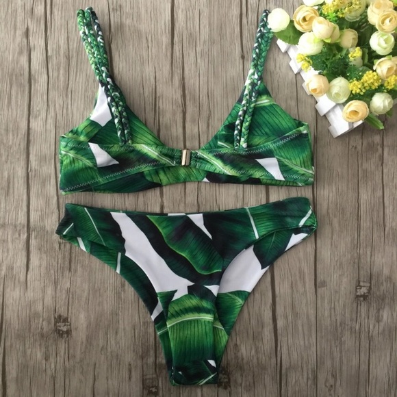 Banana Leaf Braided Bikini - Picture 3 of 4
