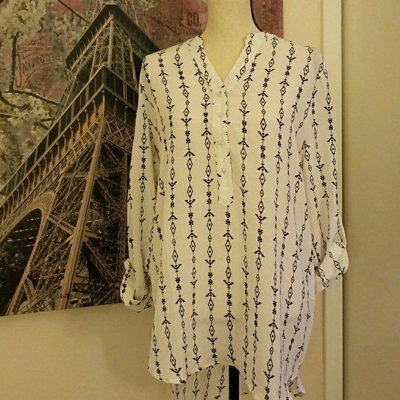 Infinity Raine White Aztec Print Tunic - Picture 2 of 7