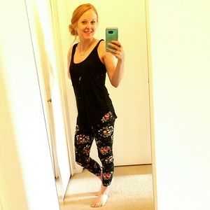 Infinity Raine Floral Print Leggings