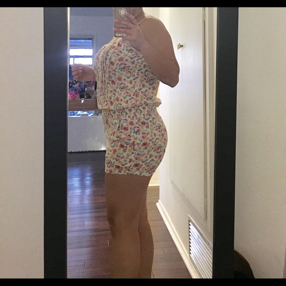 Flower romper - Picture 2 of 3