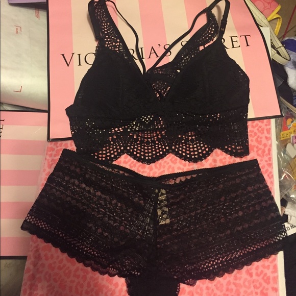 Victoria's Secret Other - VS BEAUTIFUL BRA AND LACE PANTY MATCHING SET