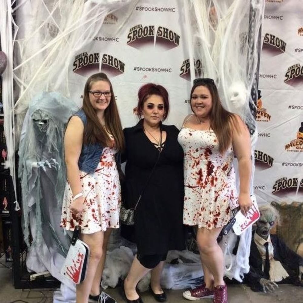 Meet your Posher, Jaynee