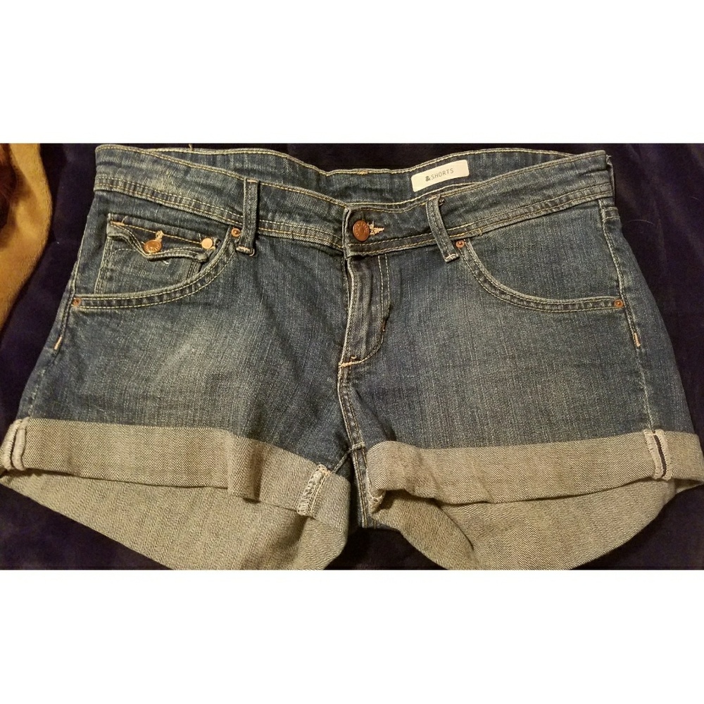 Perfect cuffed denim shorts!
