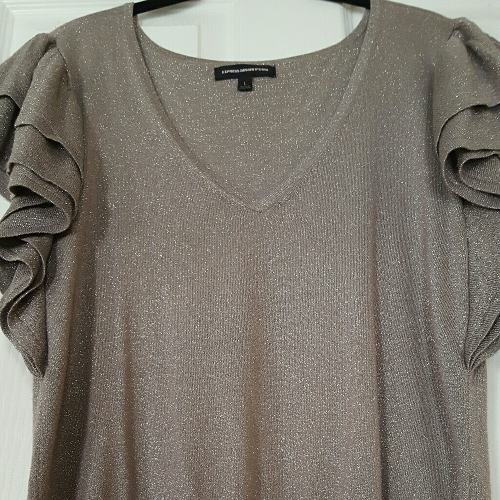Express blouse size large