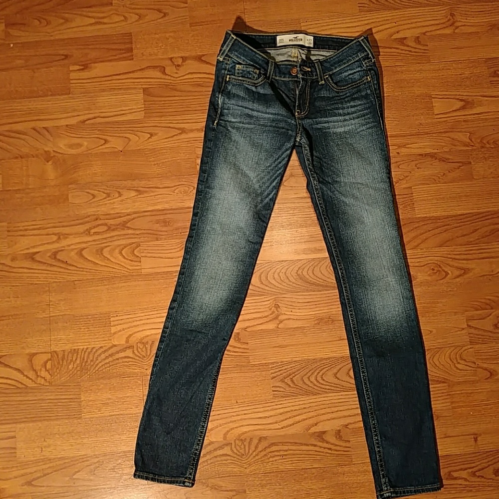 NWT Hollister skinny leg jeans