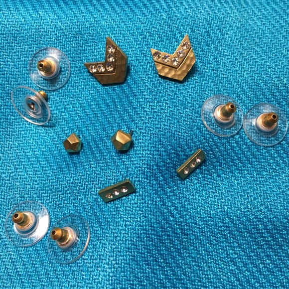 Glitzy Bits Earrings - Picture 2 of 3