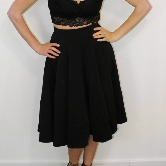 LIQUIDATION Full Black Scuba Swing Skirt - Picture 2 of 4