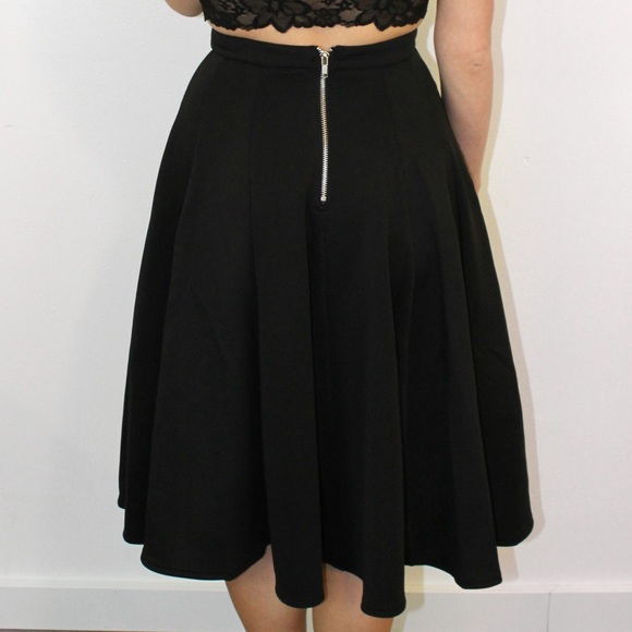 LIQUIDATION Full Black Scuba Swing Skirt - Picture 4 of 4