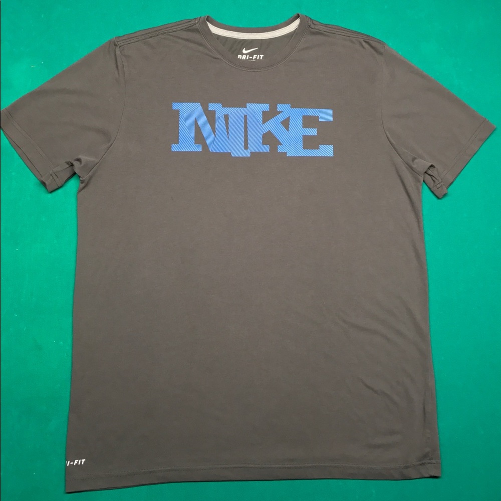 🔥‼️Nike Shirt‼️🔥