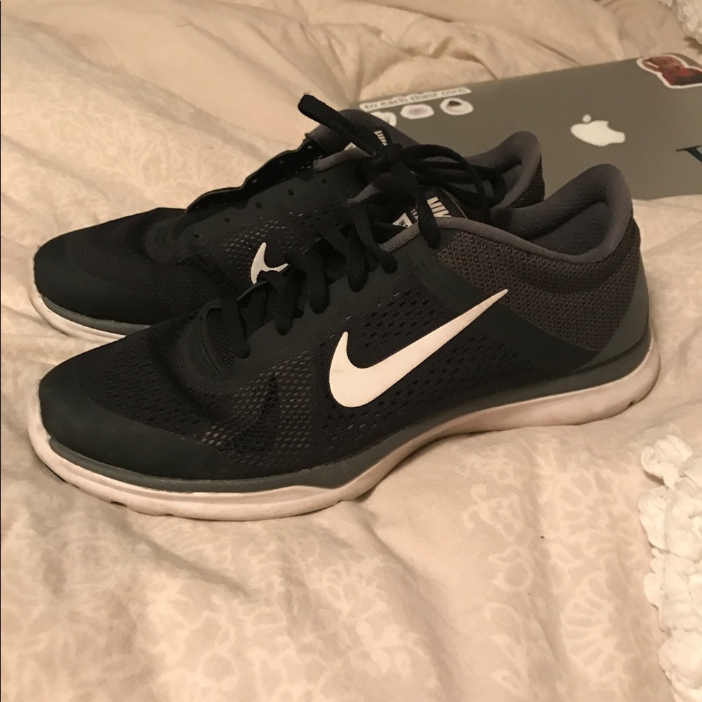 Black Nike Running Shoes